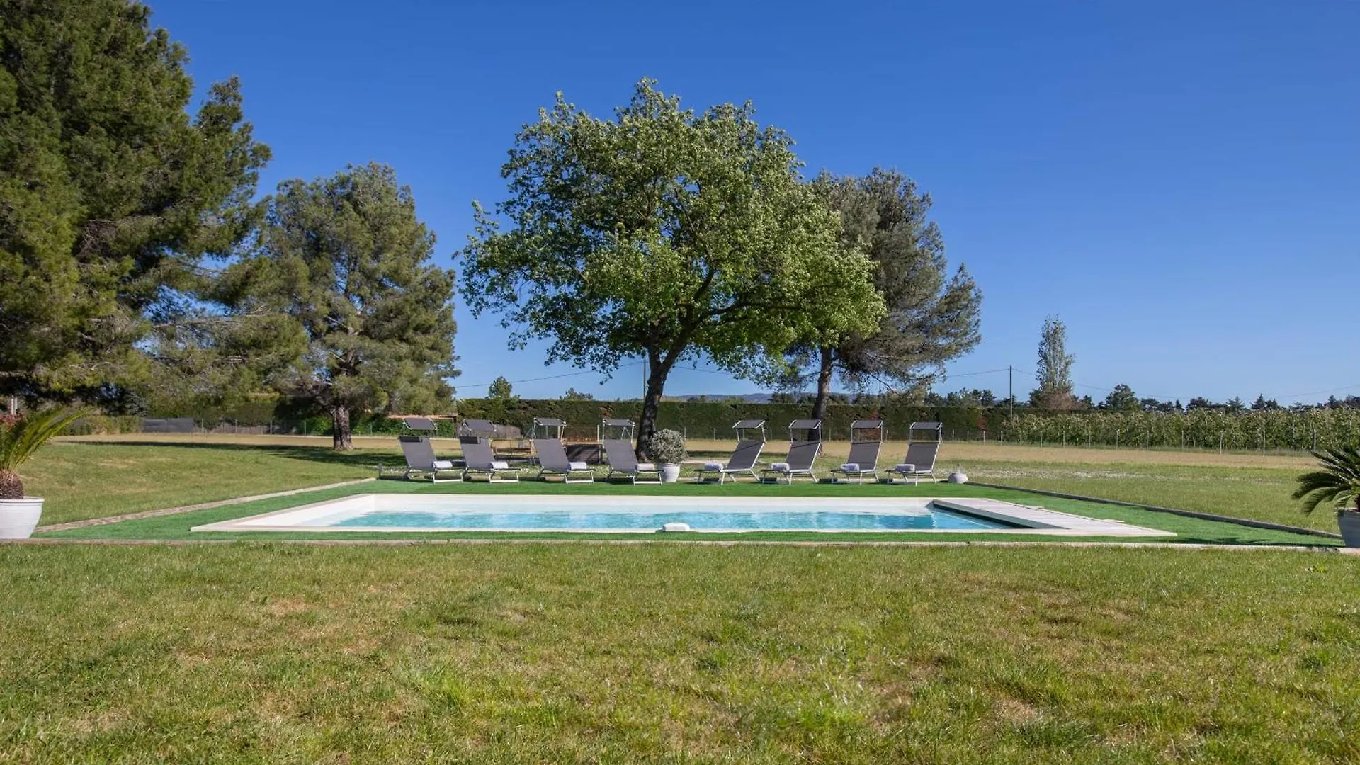 Maison Contemporaine - Grand Jardin Et Piscine Privee L'Isle-sur-la-Sorgue France