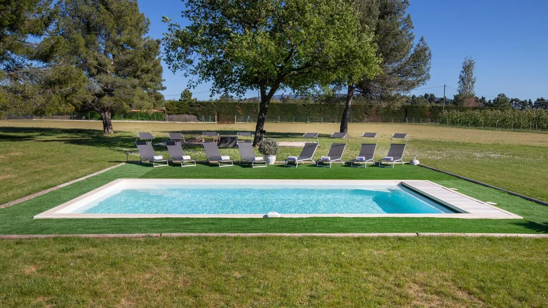 Maison Contemporaine - Grand Jardin Et Piscine Privee L'Isle-sur-la-Sorgue